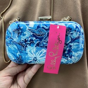 Lilly Pulitzer clutch